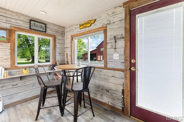 $429,000 | 5704 Feezer Road, Farmington, MO 63640