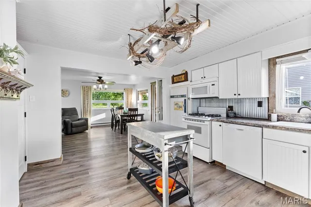 $429,000 | 5704 Feezer Road, Farmington, MO 63640