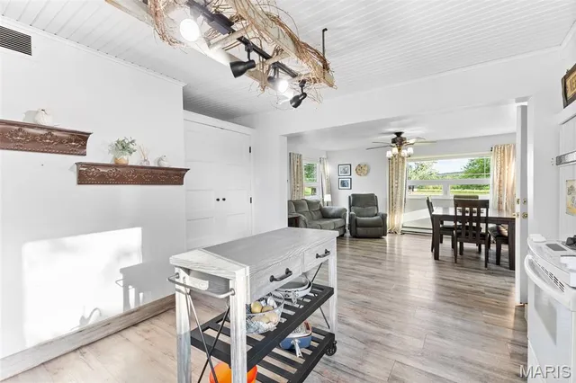 $429,000 | 5704 Feezer Road, Farmington, MO 63640