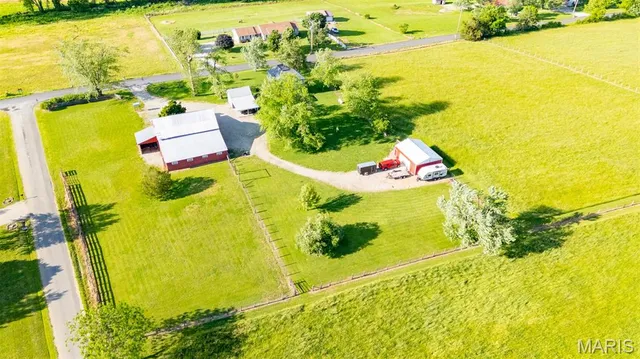 $429,000 | 5704 Feezer Road, Farmington, MO 63640