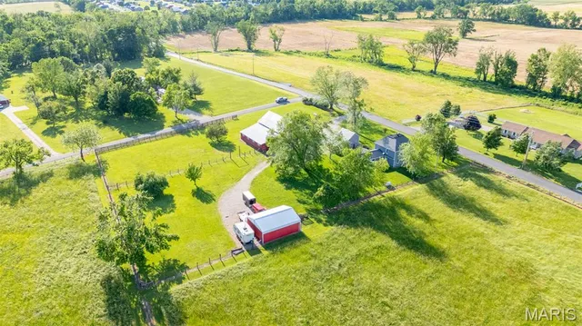 $429,000 | 5704 Feezer Road, Farmington, MO 63640