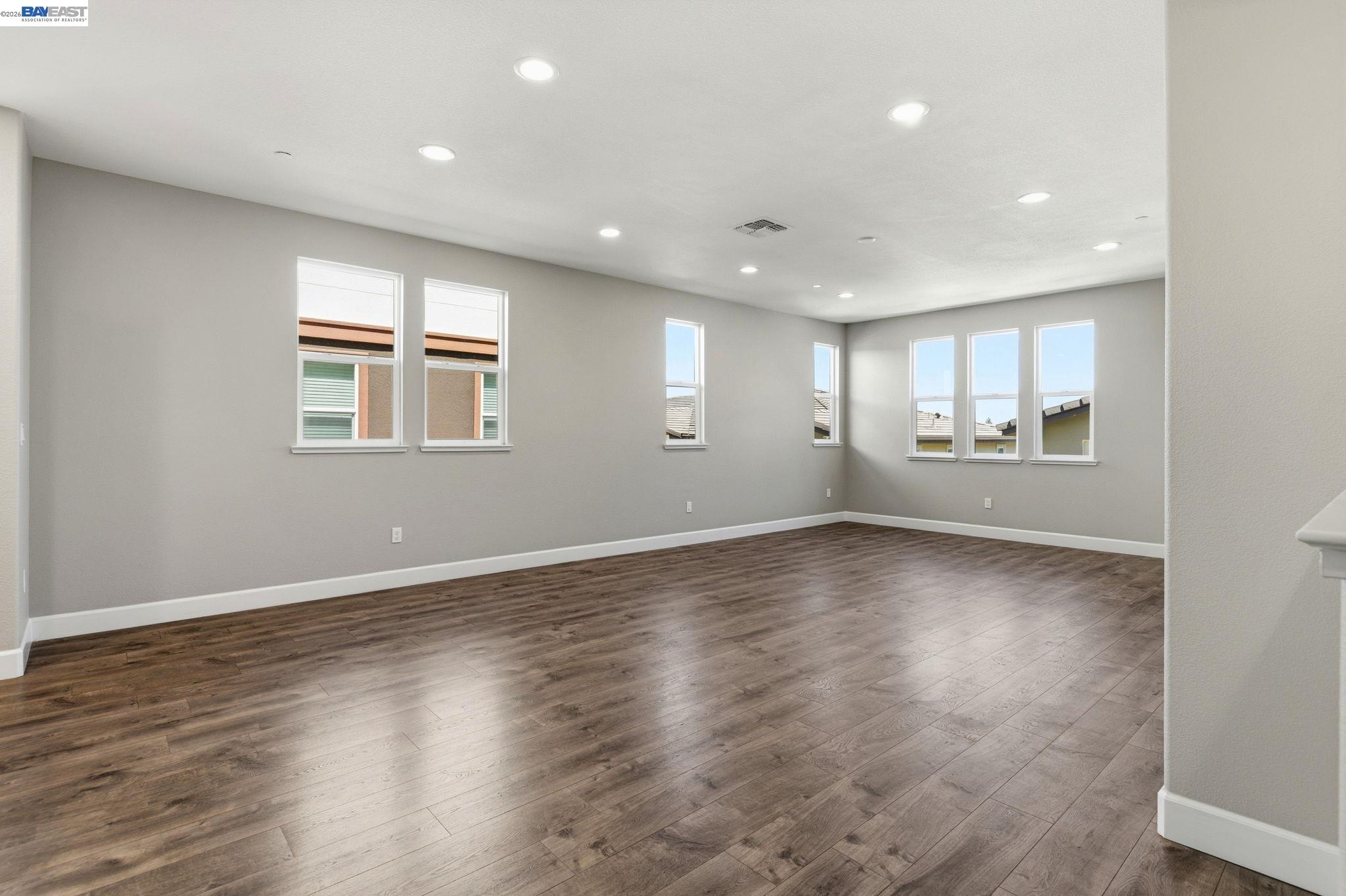 437 Ryan Terrace San Ramon, CA 94583 - Photo 3 of 37