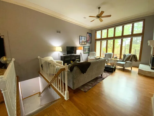 $545,000 | 1497 Kings Wood Road, Eagan, MN 55122