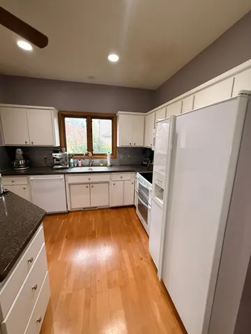 $545,000 | 1497 Kings Wood Road, Eagan, MN 55122