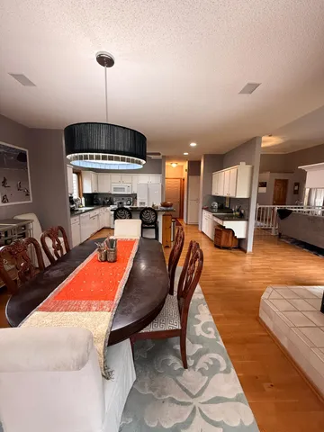 $545,000 | 1497 Kings Wood Road, Eagan, MN 55122