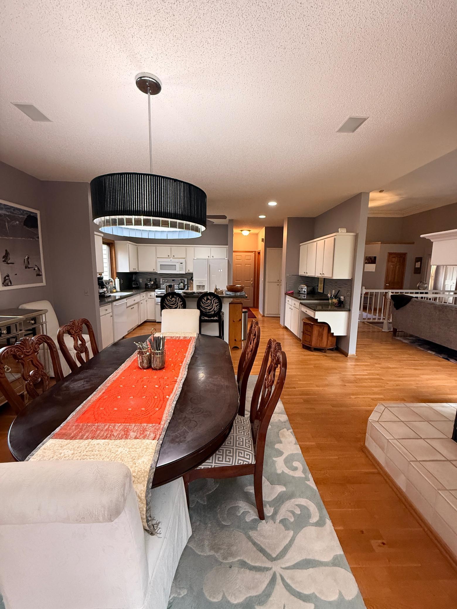 1497 Kings Wood Road Eagan, MN 55122 - Photo 7 of 56