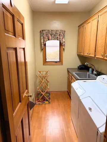 $545,000 | 1497 Kings Wood Road, Eagan, MN 55122