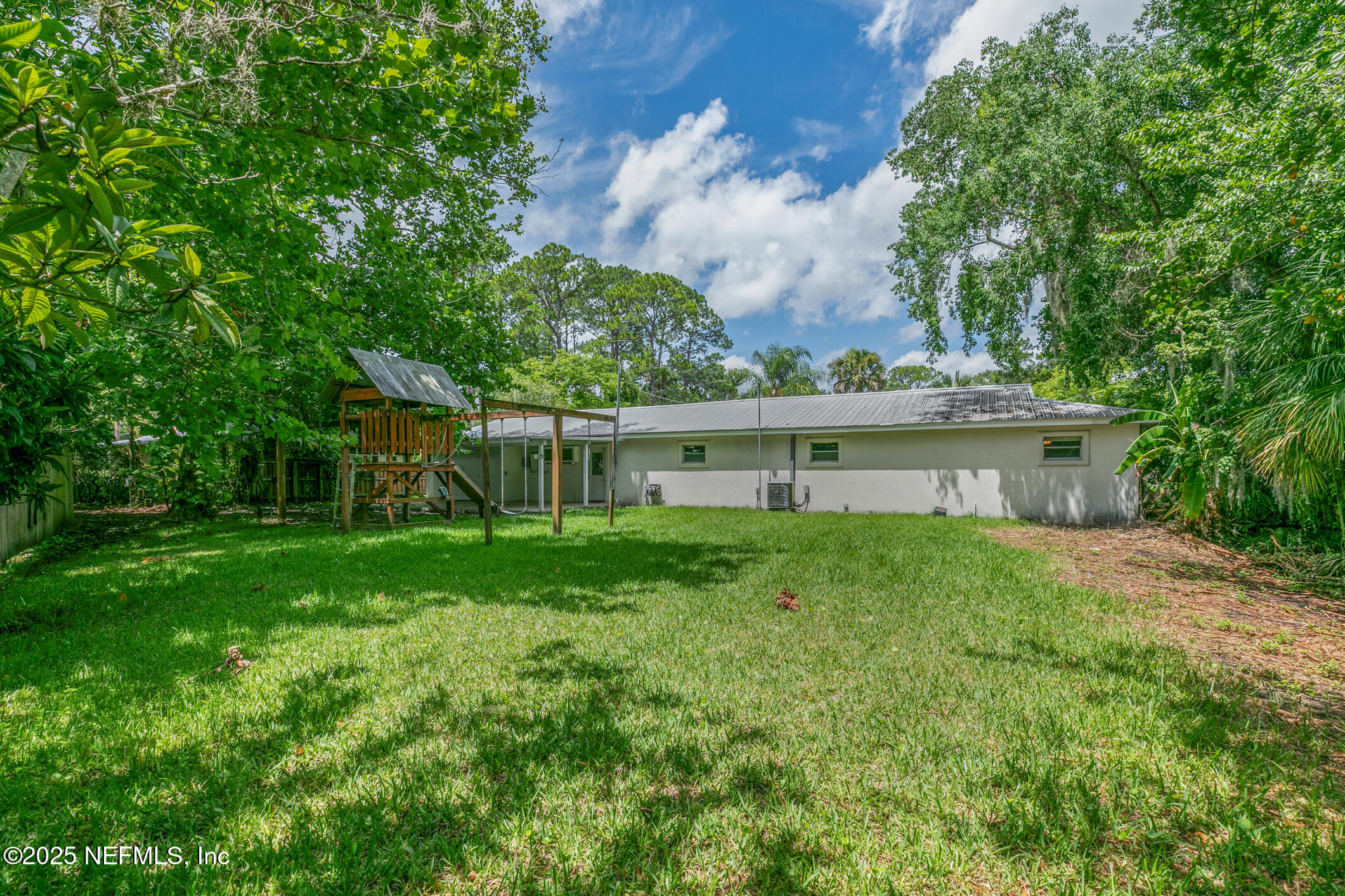 1388 Highland Boulevard St. Augustine, FL 32084 - Photo 52 of 54 a view of a big yard