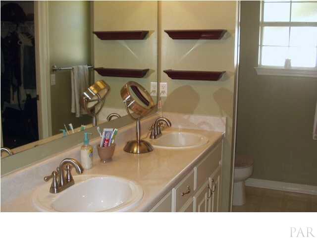5757 Admirals Road Milton, FL 32583 - Photo 12 of 22 master bath,has two large his and her closets