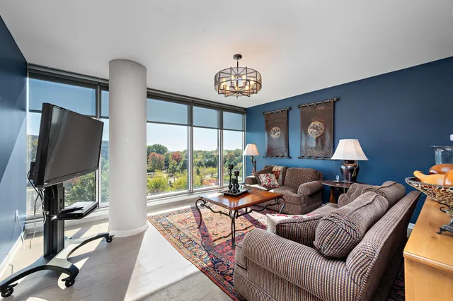 $345,000 | 8161 33rd Avenue South, Unit 508, Bloomington, MN 55425