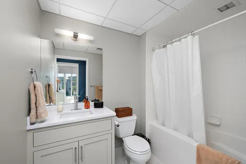 $345,000 | 8161 33rd Avenue South, Unit 508, Bloomington, MN 55425