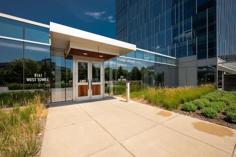 $345,000 | 8161 33rd Avenue South, Unit 508, Bloomington, MN 55425