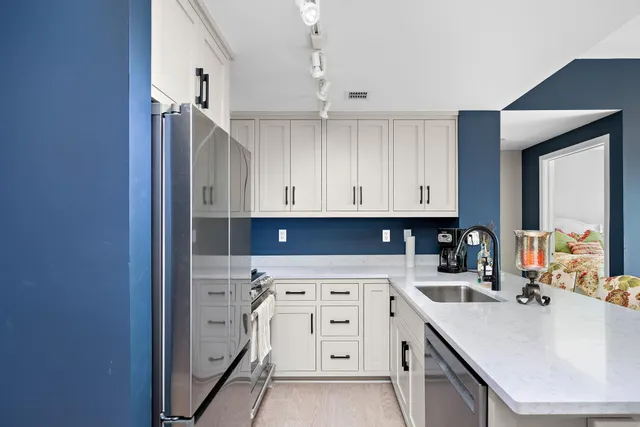 $345,000 | 8161 33rd Avenue South, Unit 508, Bloomington, MN 55425