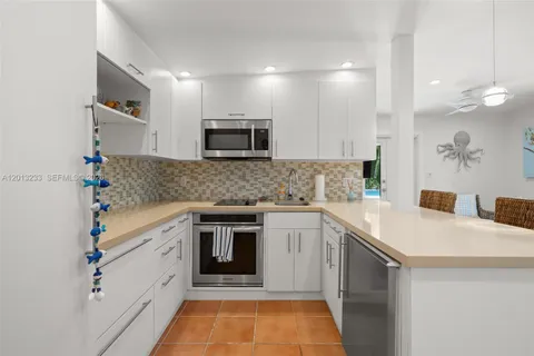$2,495,000 | 1782 Opechee Drive, Miami, FL 33133