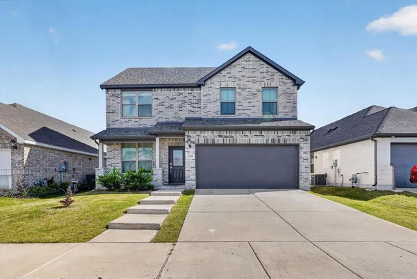 $2,800 | 3439 Flatiron Drive, Royse City, TX 75189
