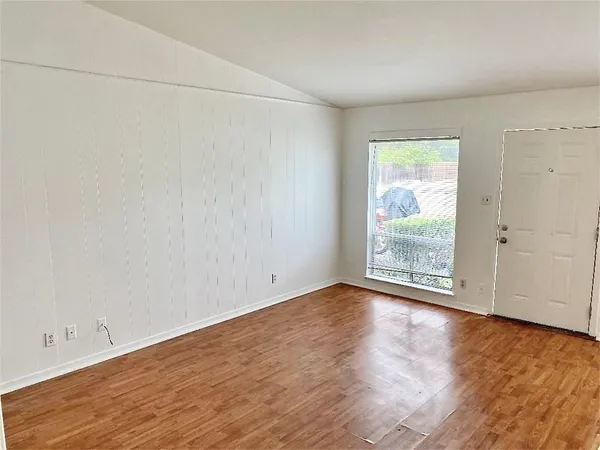 $1,675 | 614 West 51st Street, Unit 104, Austin, TX 78751