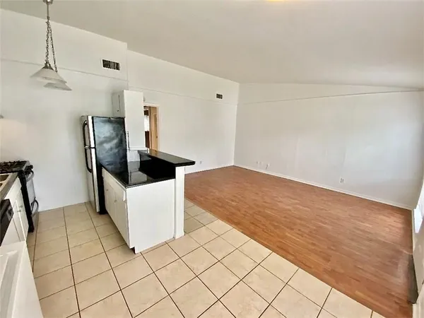 $1,675 | 614 West 51st Street, Unit 104, Austin, TX 78751