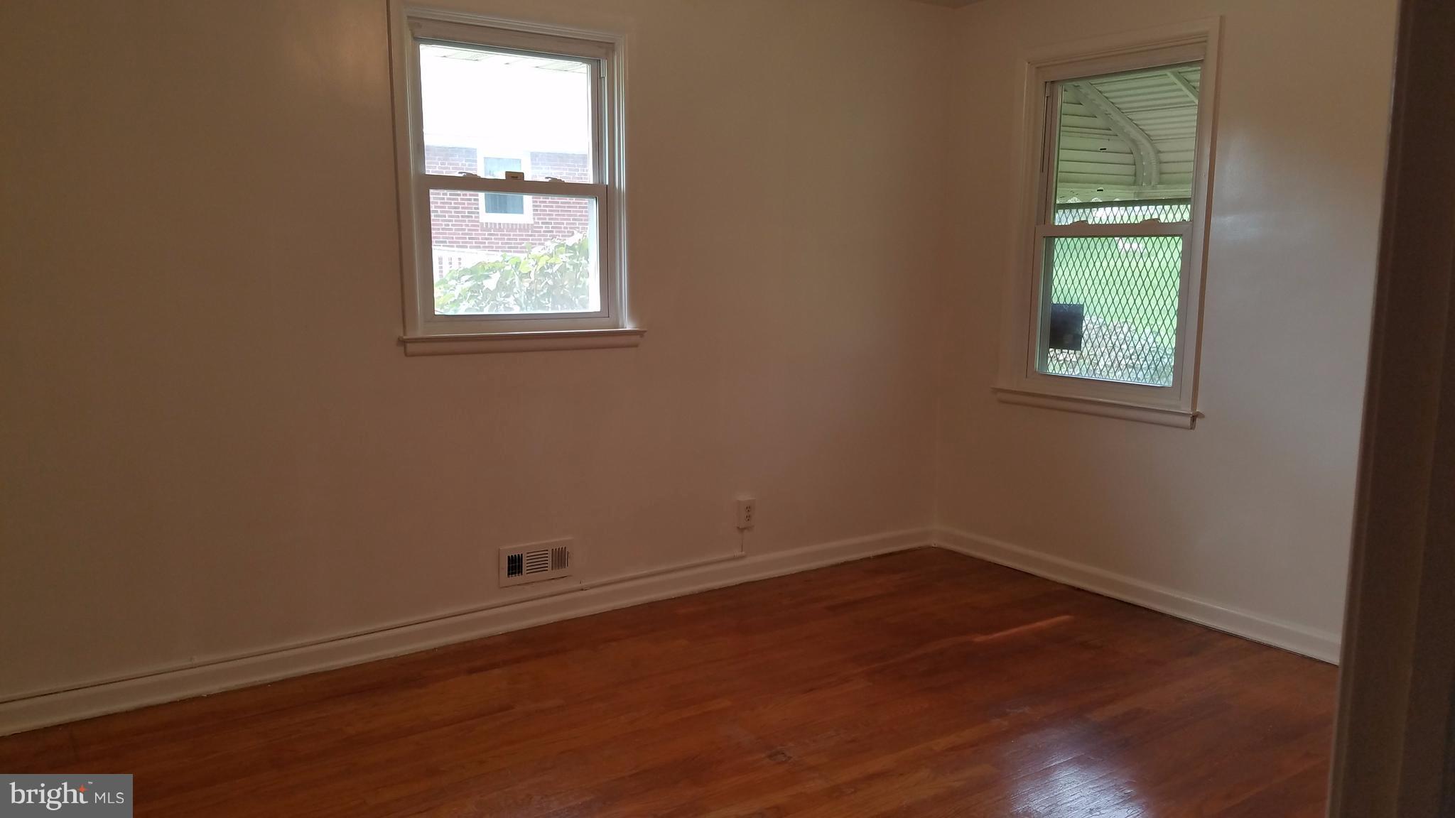 3202 Fairview Road Baltimore, MD 21207 - Photo 14 of 25 Bedroom 1