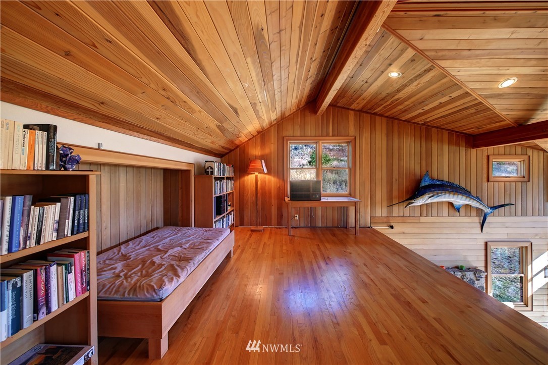 50 Diamond T Road Winthrop, WA 98862 - Photo 14 of 39 Gallery Image 14