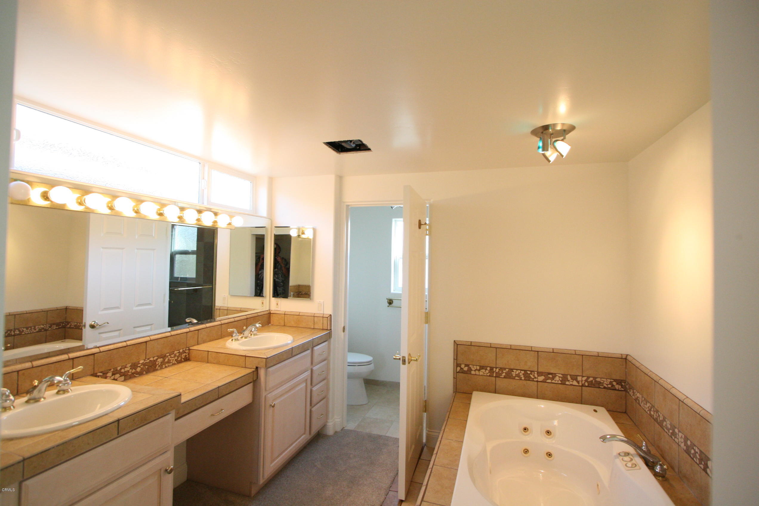 280 Hollywood Boulevard Oxnard, CA 93035 - Photo 15 of 36 IMG_9234