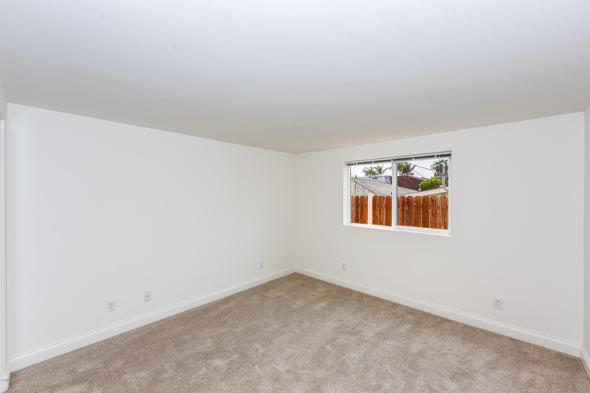 280 Hollywood Boulevard Oxnard, CA 93035 - Photo 21 of 36 246