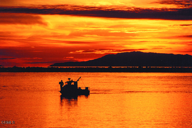 280 Hollywood Boulevard Oxnard, CA 93035 - Photo 36 of 36 Gold Sunset with boat