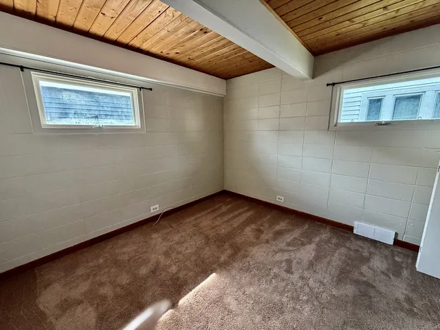 $2,045 | 495 Franklin Boulevard, Unit 495, Elgin, IL 60120