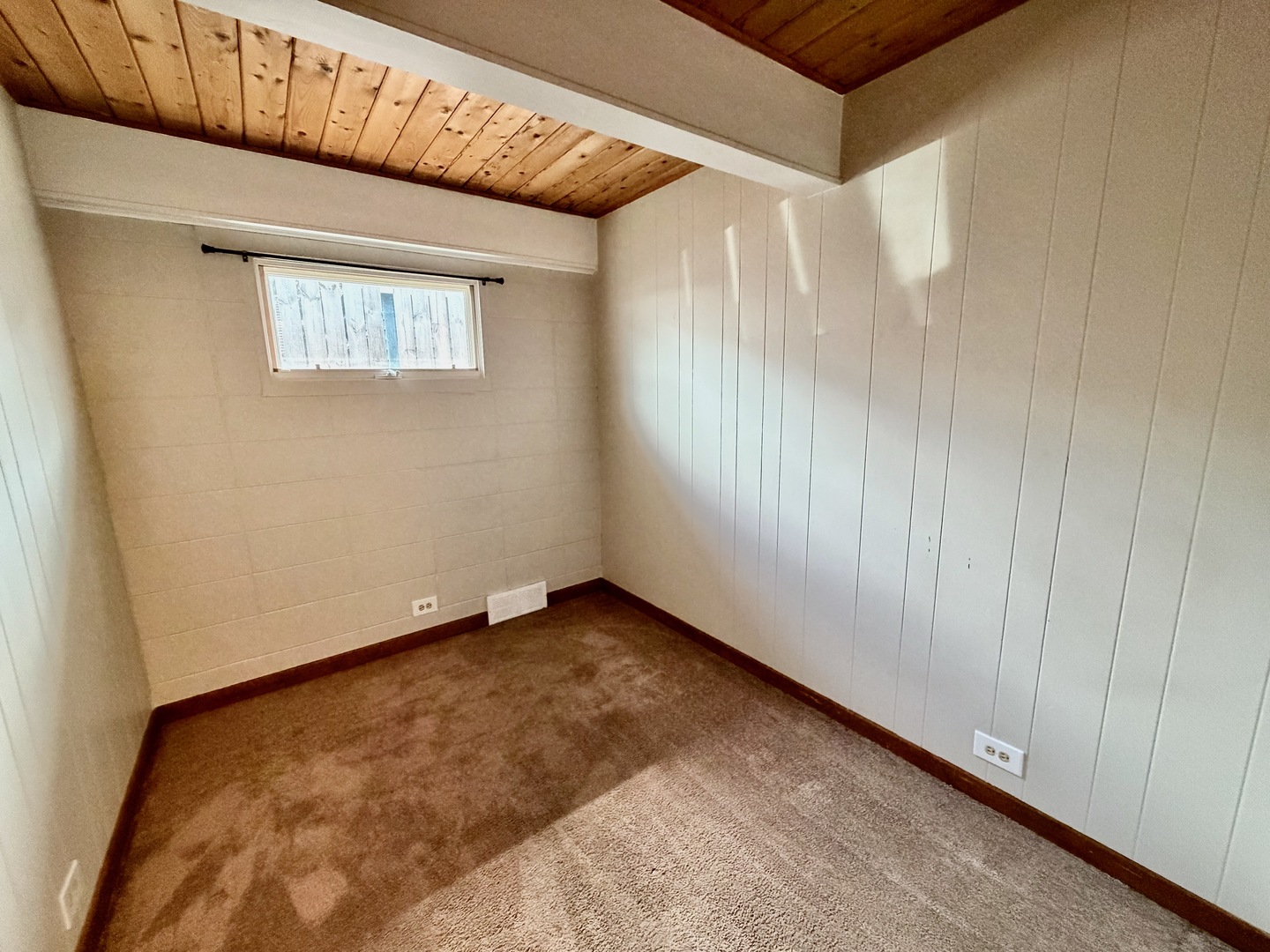 495 Franklin Boulevard, Unit 495 Elgin, IL 60120 - Photo 9 of 13