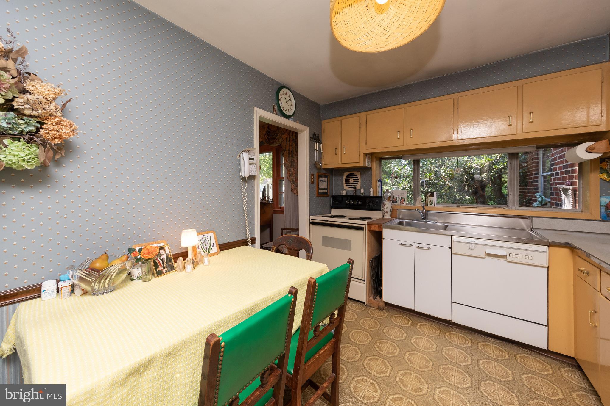 1830 Watson Road Abington, PA 19001 - Photo 9 of 24