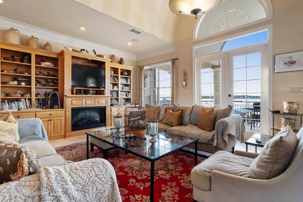 $1,650,000 | 2004 Bayou Laporte Drive, Biloxi, MS 39531