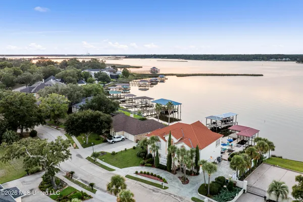 $1,650,000 | 2004 Bayou Laporte Drive, Biloxi, MS 39531