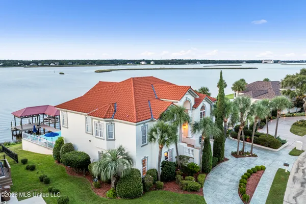 $1,650,000 | 2004 Bayou Laporte Drive, Biloxi, MS 39531