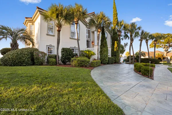 $1,650,000 | 2004 Bayou Laporte Drive, Biloxi, MS 39531