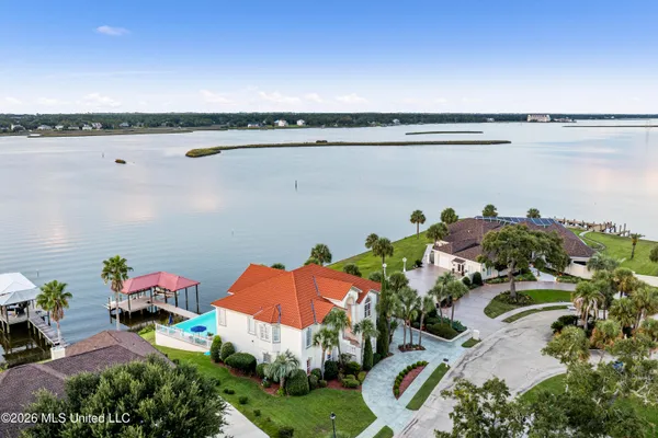 $1,650,000 | 2004 Bayou Laporte Drive, Biloxi, MS 39531