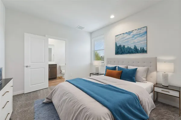 $339,990 | 1013 Erin Street, Unit S, Houston, TX 77009