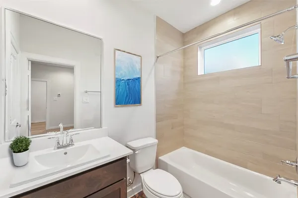 $339,990 | 1013 Erin Street, Unit S, Houston, TX 77009