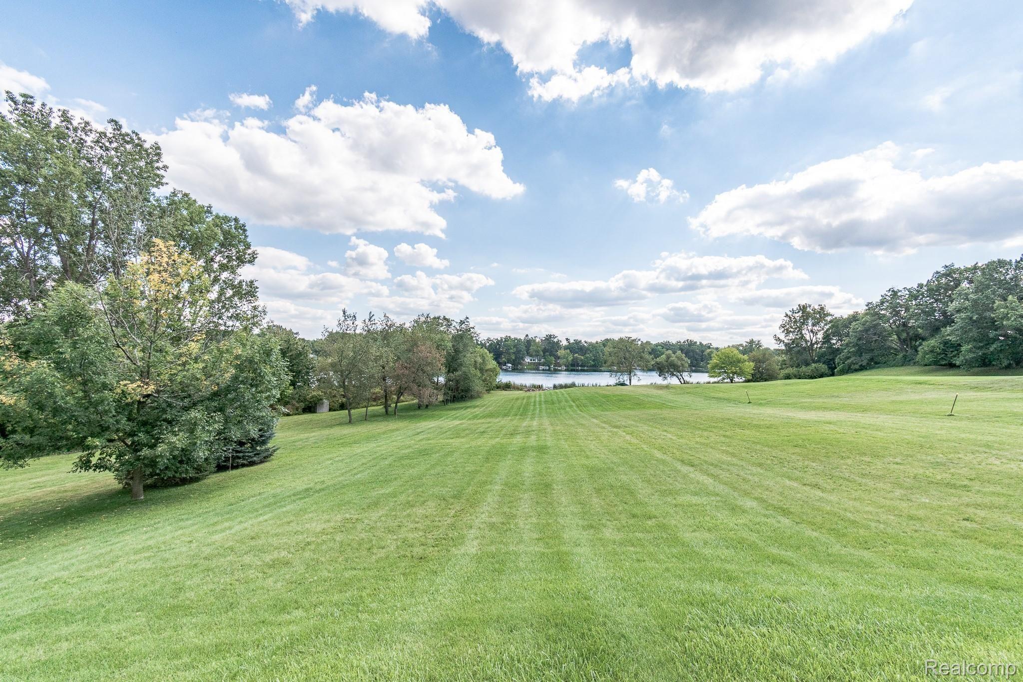 3369 Lahring Road Linden, MI 48451 - Photo 9 of 49 HardyMediaCompany-4639.jpg