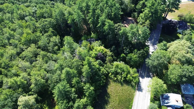 $450,000 | 29 Gary Lane, Exeter, NH 03833