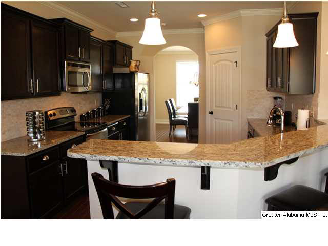 619 Round Road Alabaster, AL 35114 - Photo 9 of 32