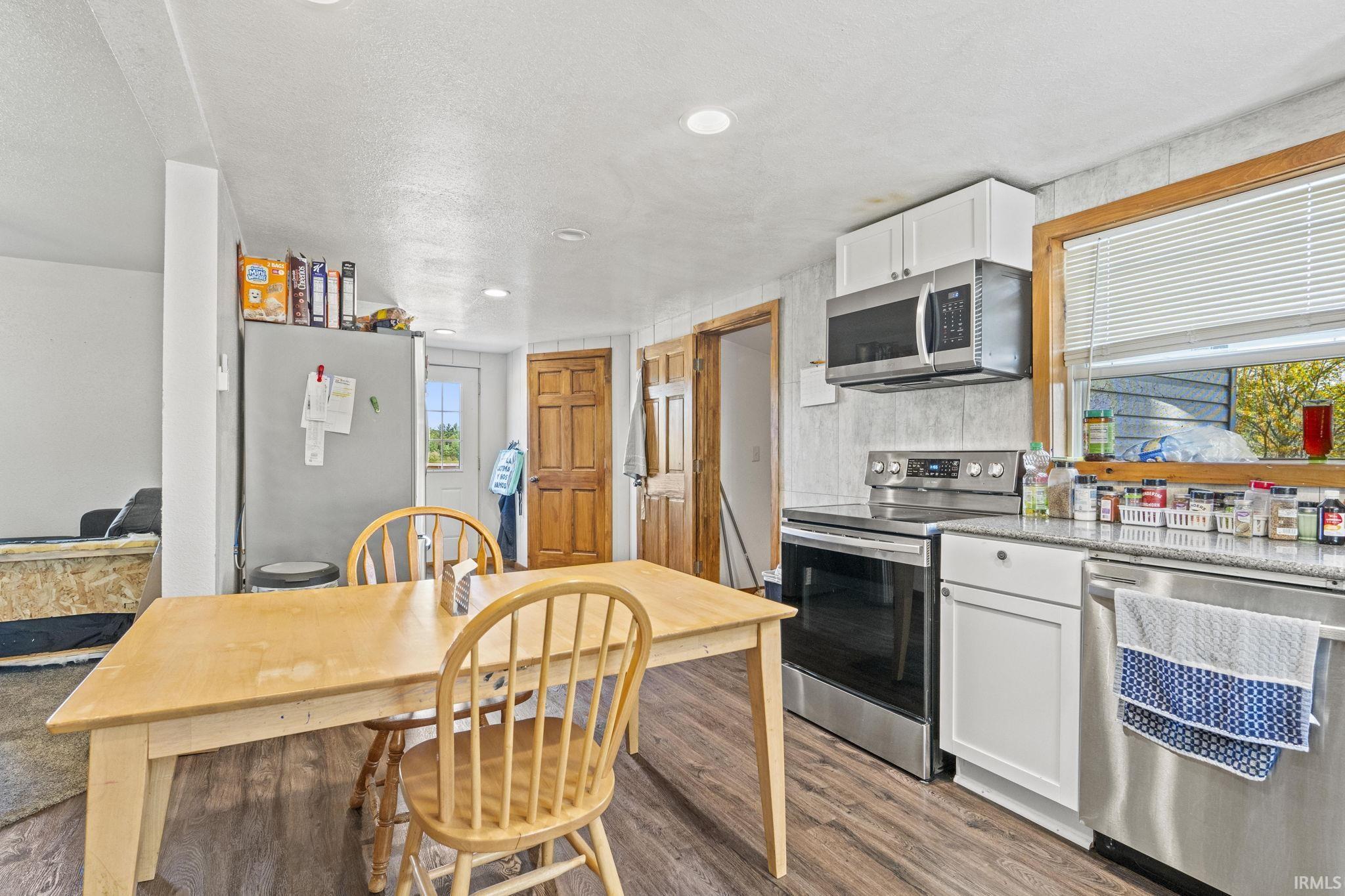 6330 East Division Road Angola, IN 46703 - Photo 13 of 31 Gallery Image 13