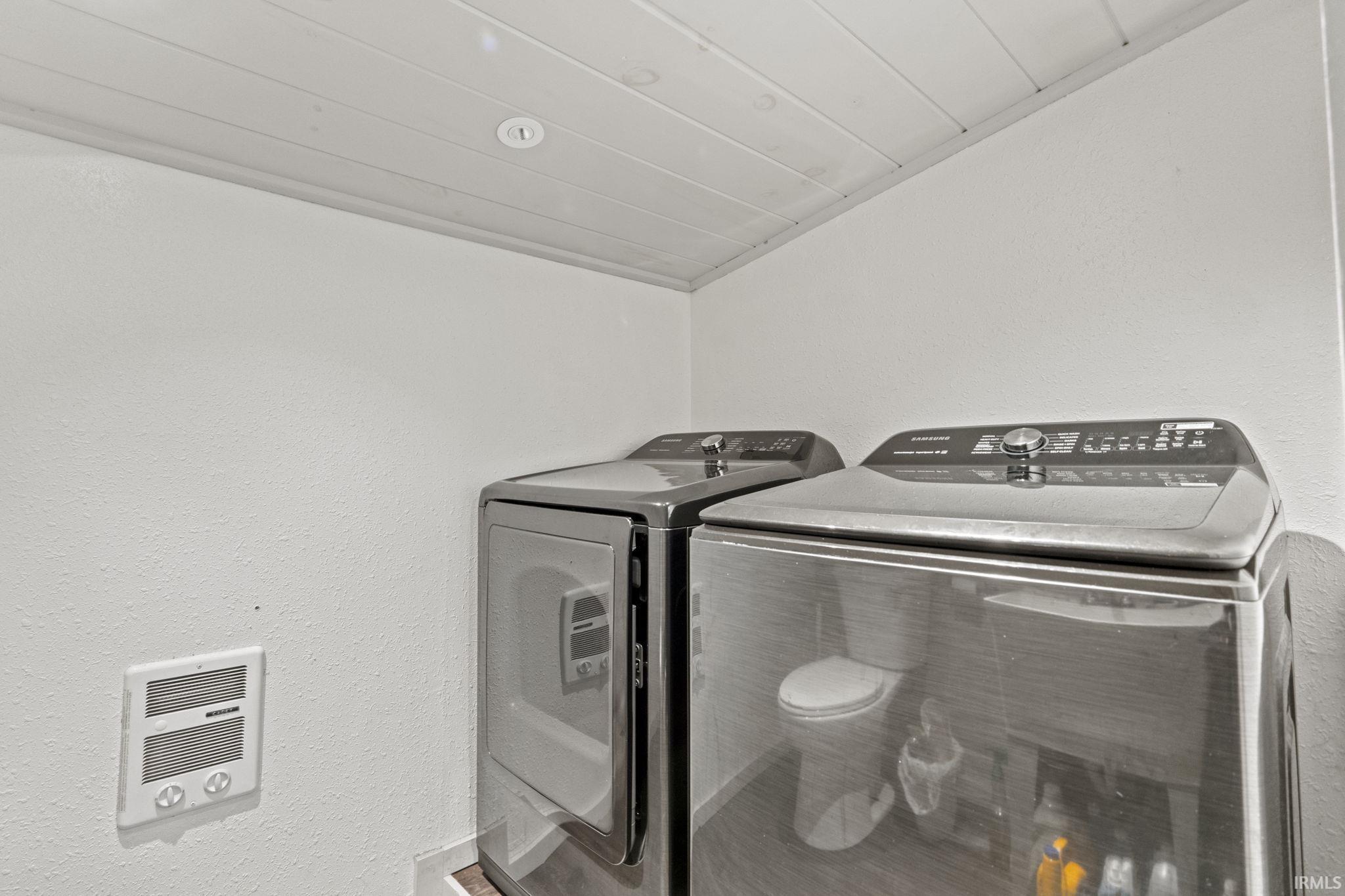 6330 East Division Road Angola, IN 46703 - Photo 17 of 31 Gallery Image 17
