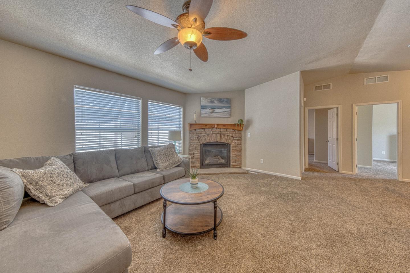 55 San Juan Grade Road, Unit 97 Salinas, CA 93906 - Photo 5 of 34