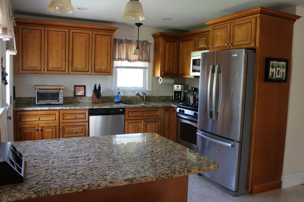 65 Judith Road Weymouth, MA 02191 - Photo 2 of 20 Gallery Image 2