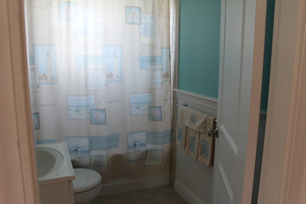 65 Judith Road Weymouth, MA 02191 - Photo 8 of 20 Gallery Image 8
