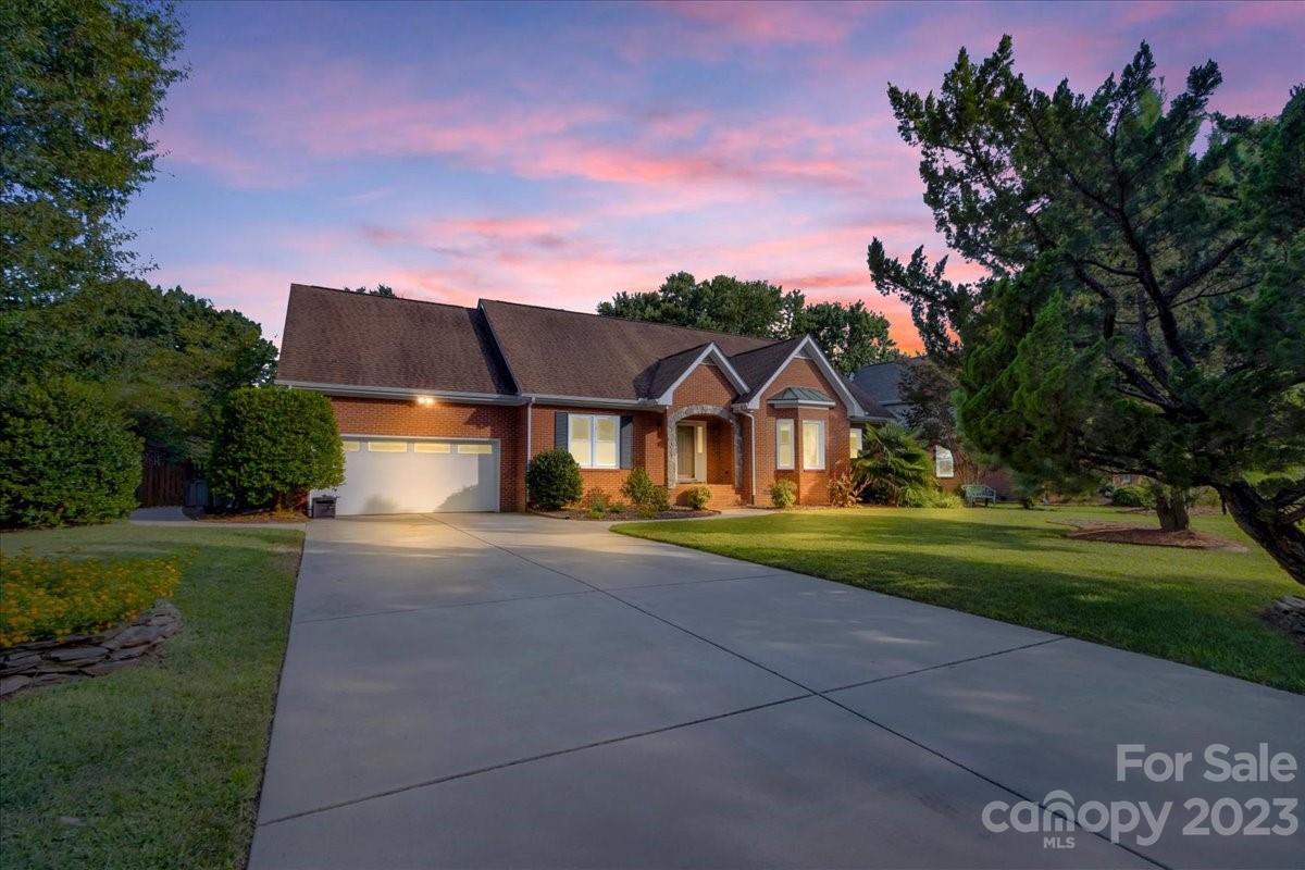 10531 Quail Acres Road Charlotte, NC 28277 - Photo 1 of 48 Gallery Image 1