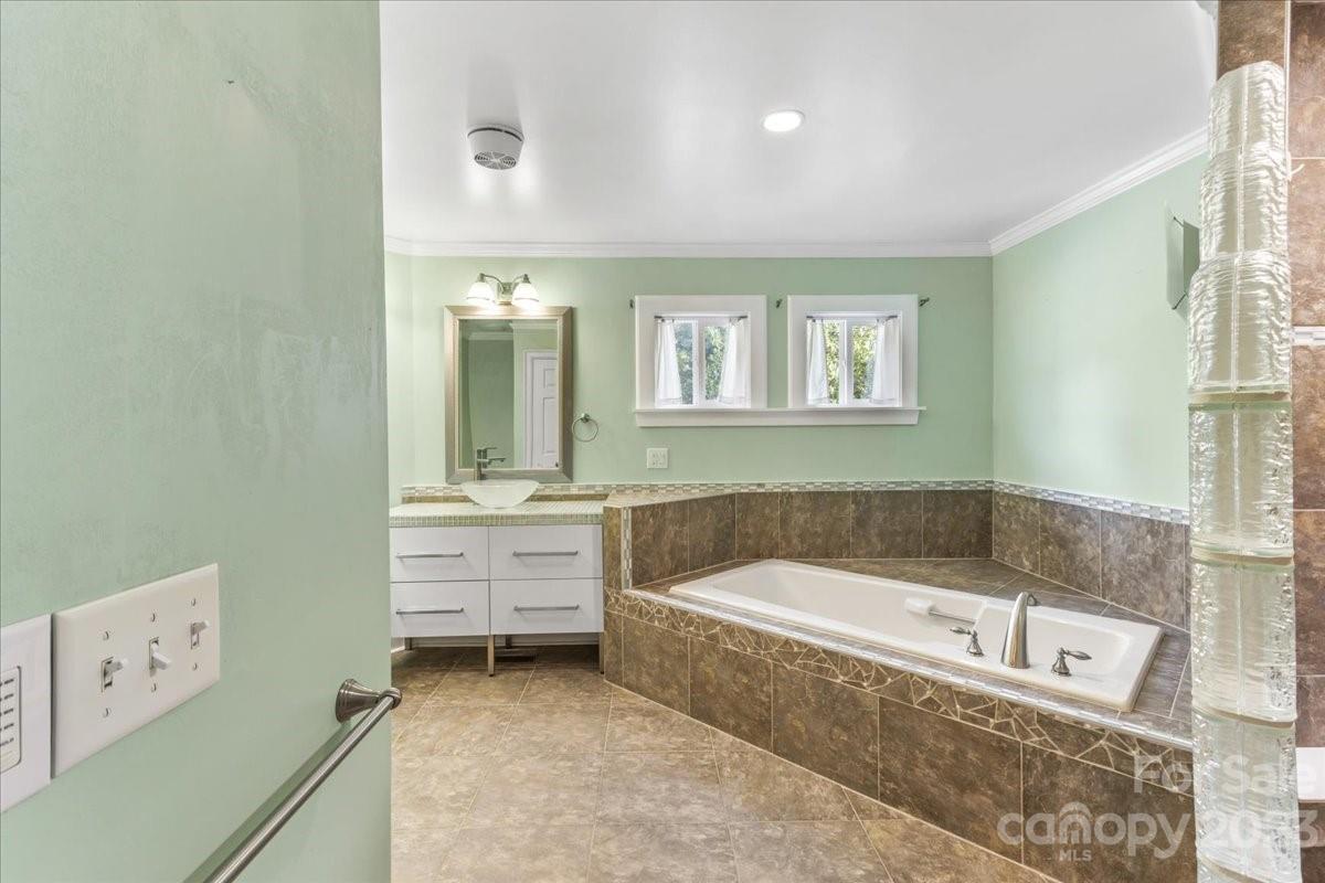 10531 Quail Acres Road Charlotte, NC 28277 - Photo 32 of 48 Gallery Image 32