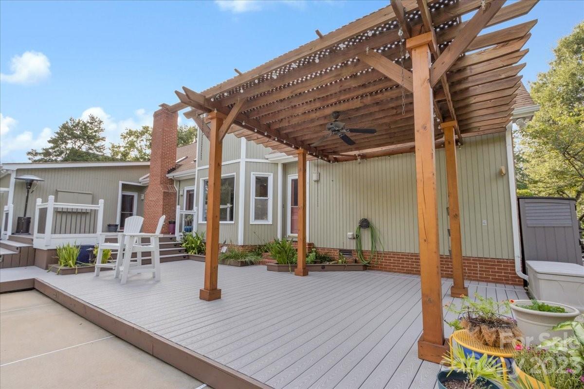 10531 Quail Acres Road Charlotte, NC 28277 - Photo 6 of 48 Gallery Image 6