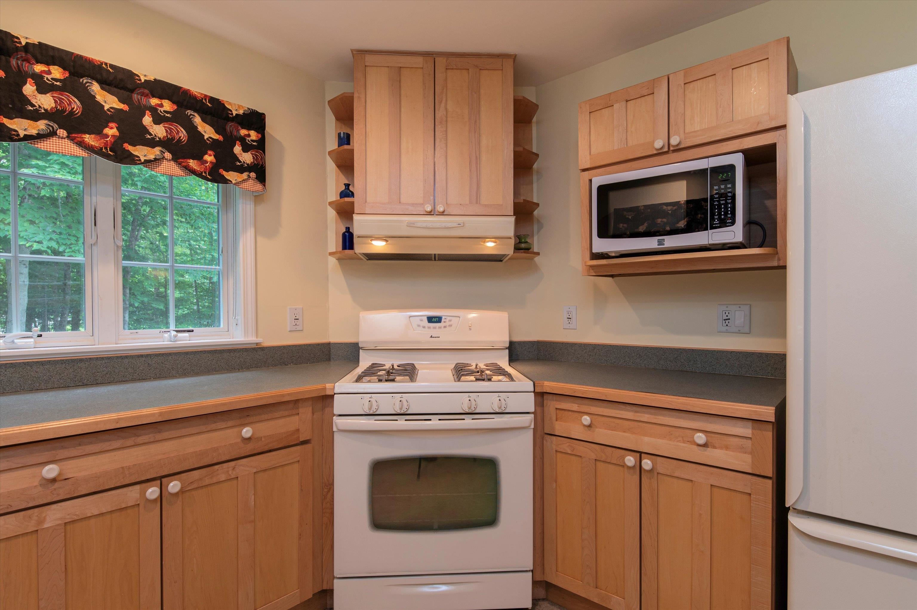 22 Little Brook Road Winhall, VT 05340 - Photo 3 of 31