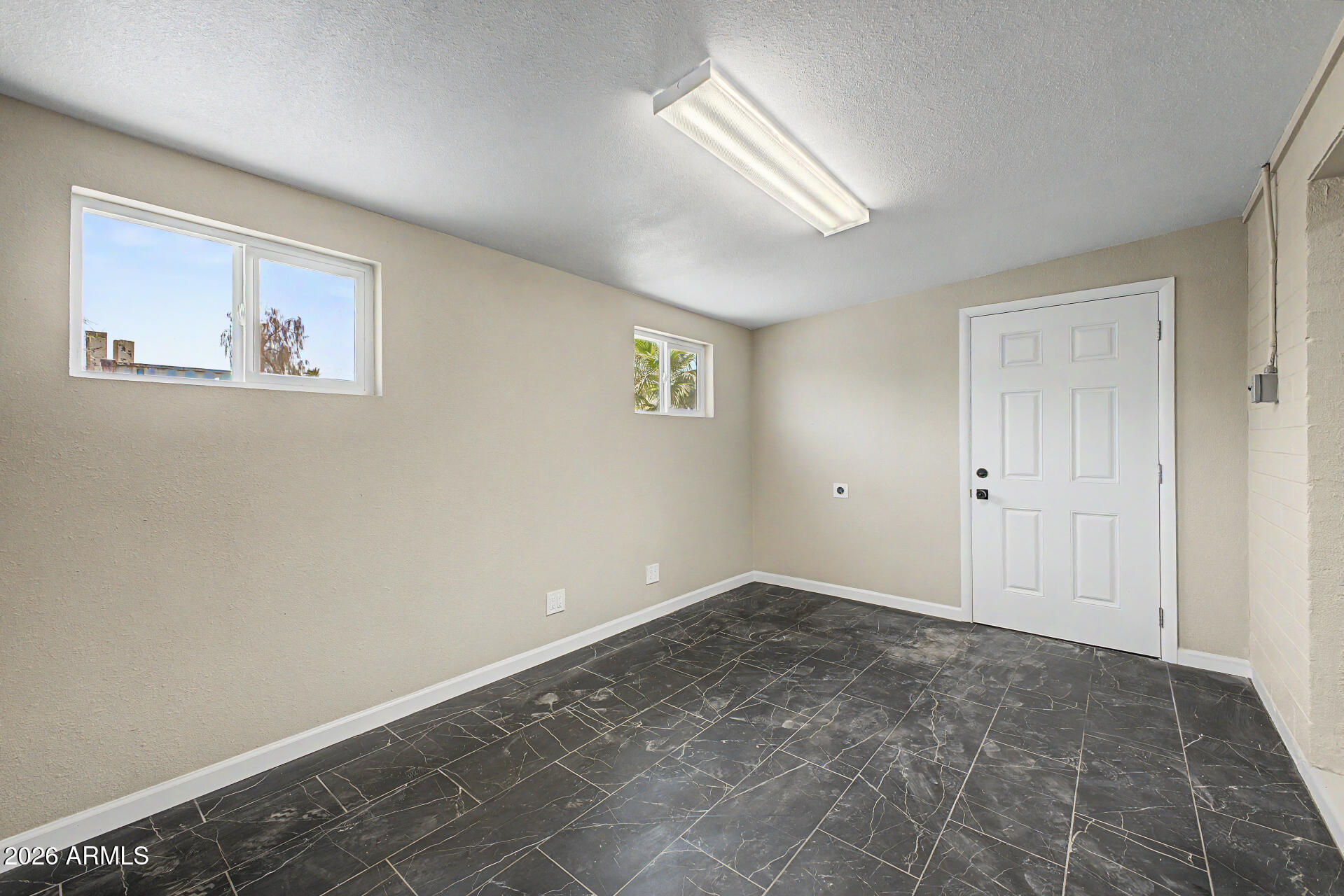 1645 West Thunderbird Road Phoenix, AZ 85023 - Photo 12 of 34