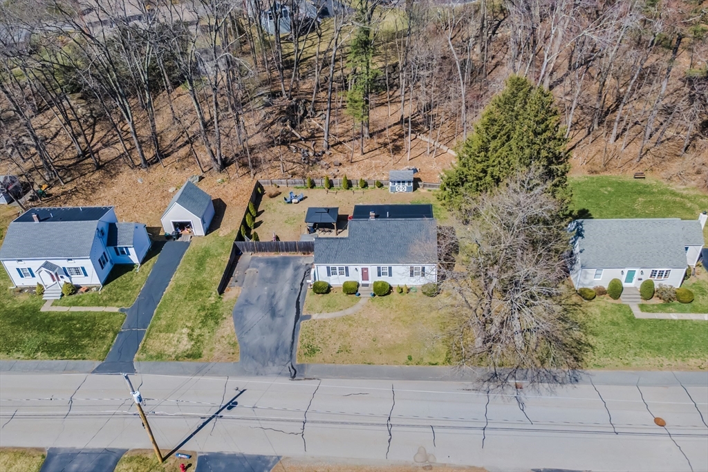 18 Mayflower Road Northborough, MA 01532 - Photo 39 of 42
